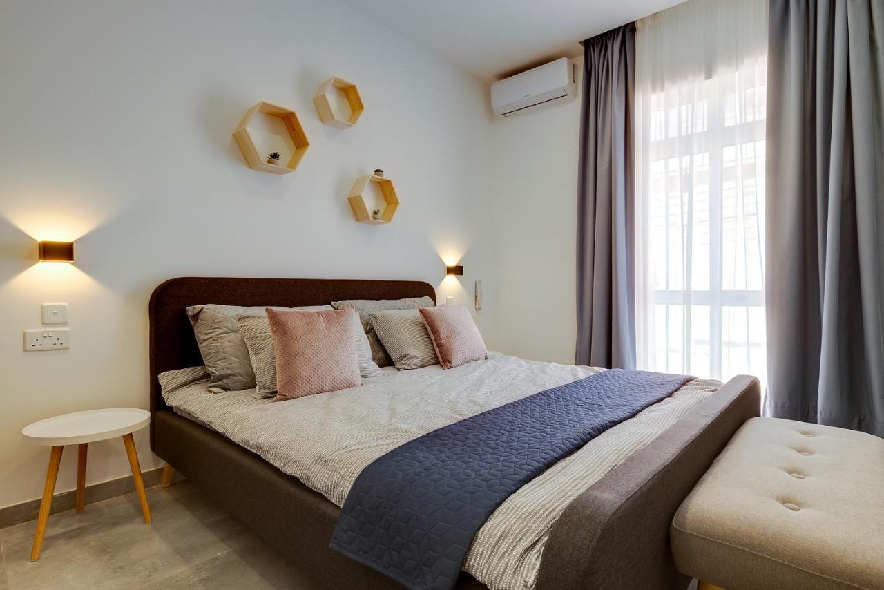 Perfect Location, Idyllic 2Br Apartment Sliema Exterior foto