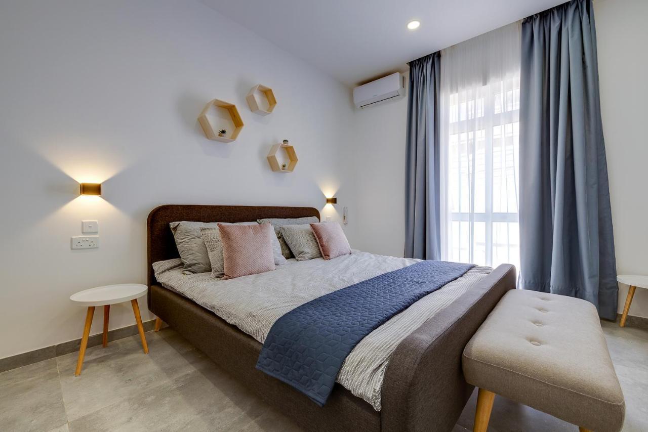 Perfect Location, Idyllic 2Br Apartment Sliema Exterior foto