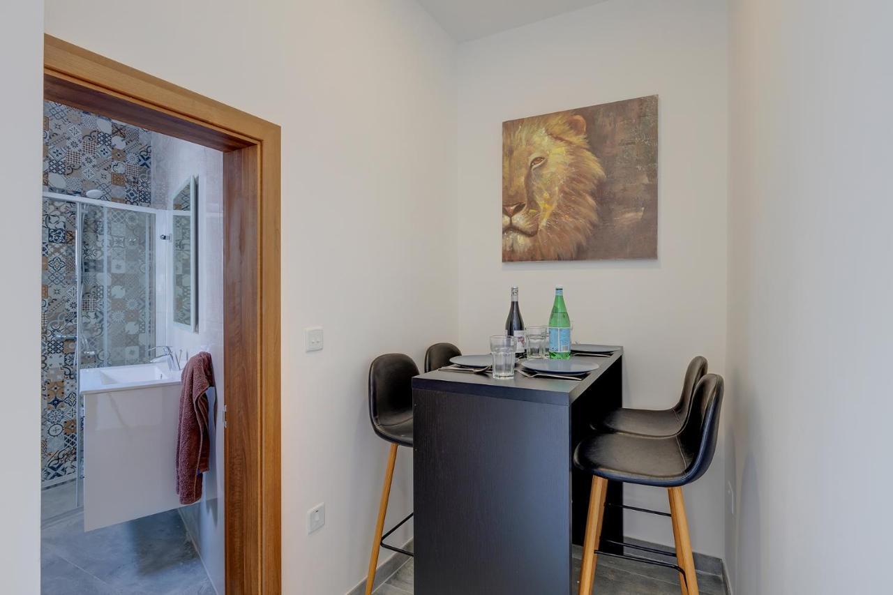 Perfect Location, Idyllic 2Br Apartment Sliema Exterior foto